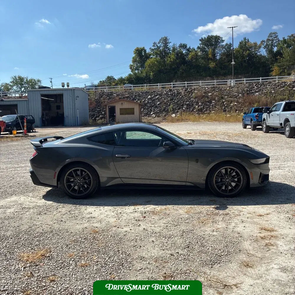2024 Ford Mustang Dark Horse