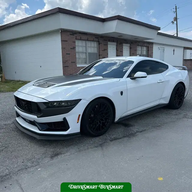 2024 Ford Mustang Dark Horse