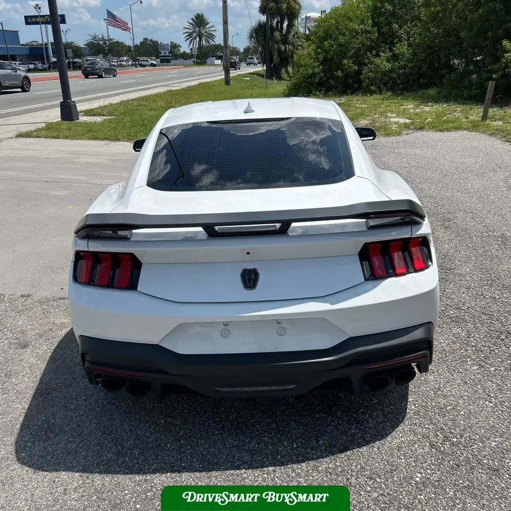 2024 Ford Mustang Dark Horse