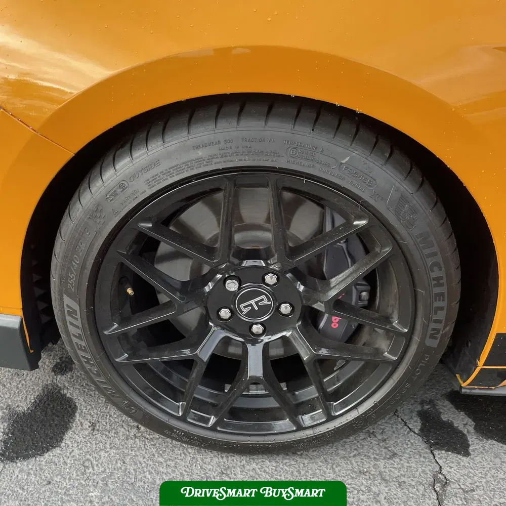 2022 Ford Mustang Mach 1