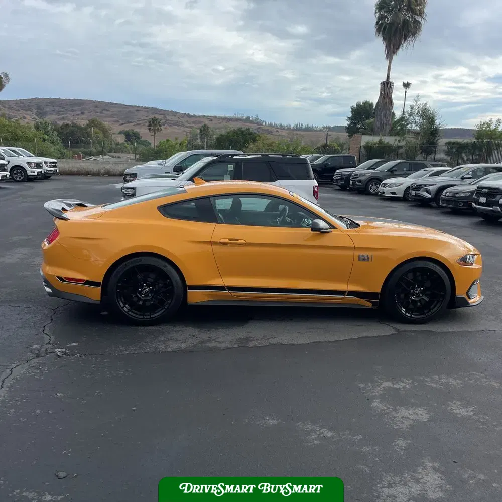 2022 Ford Mustang Mach 1