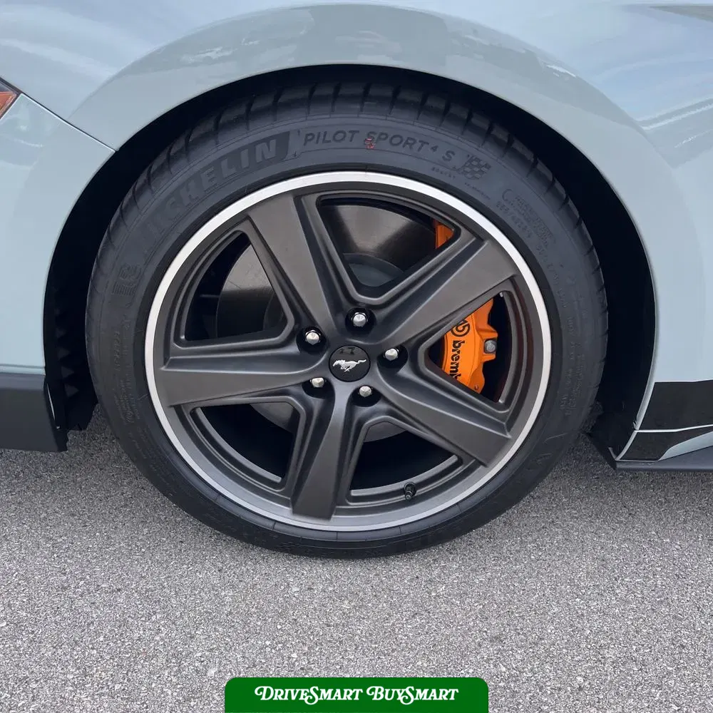 2022 Ford Mustang Mach 1
