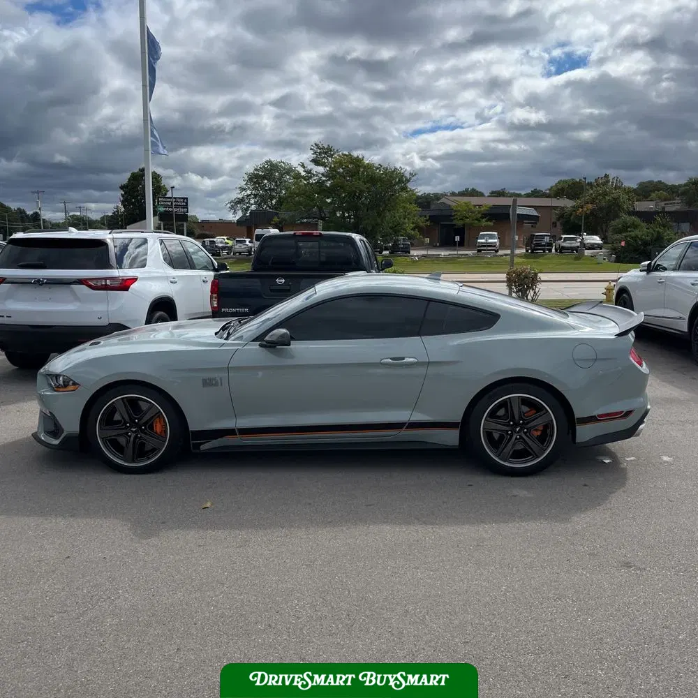 2022 Ford Mustang Mach 1