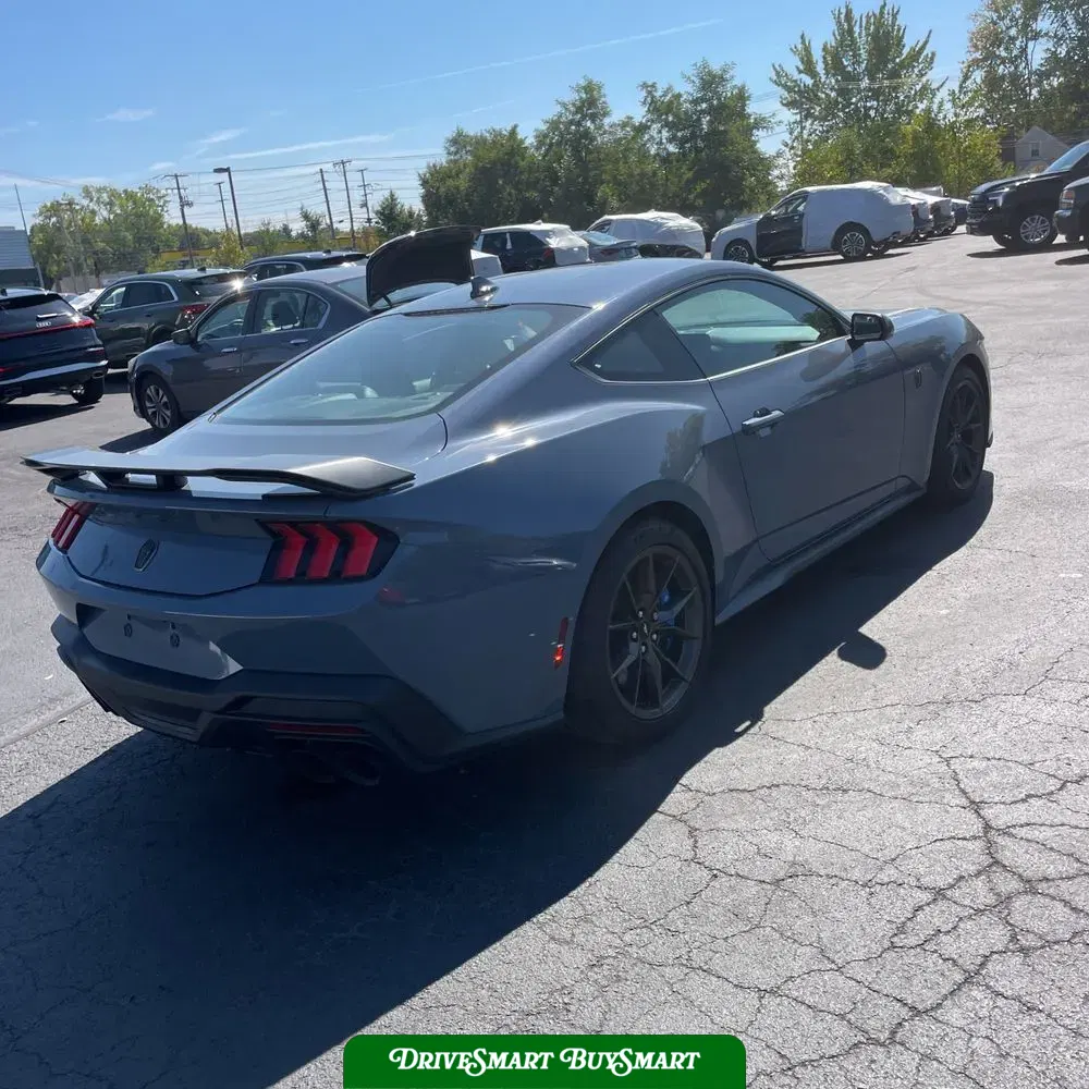 2024 Ford Mustang Dark Horse
