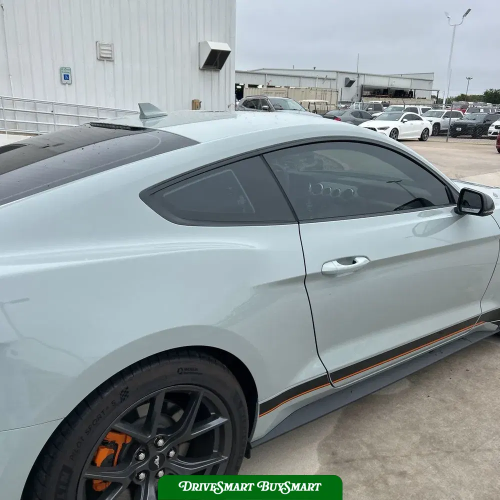 2022 Ford Mustang Mach 1