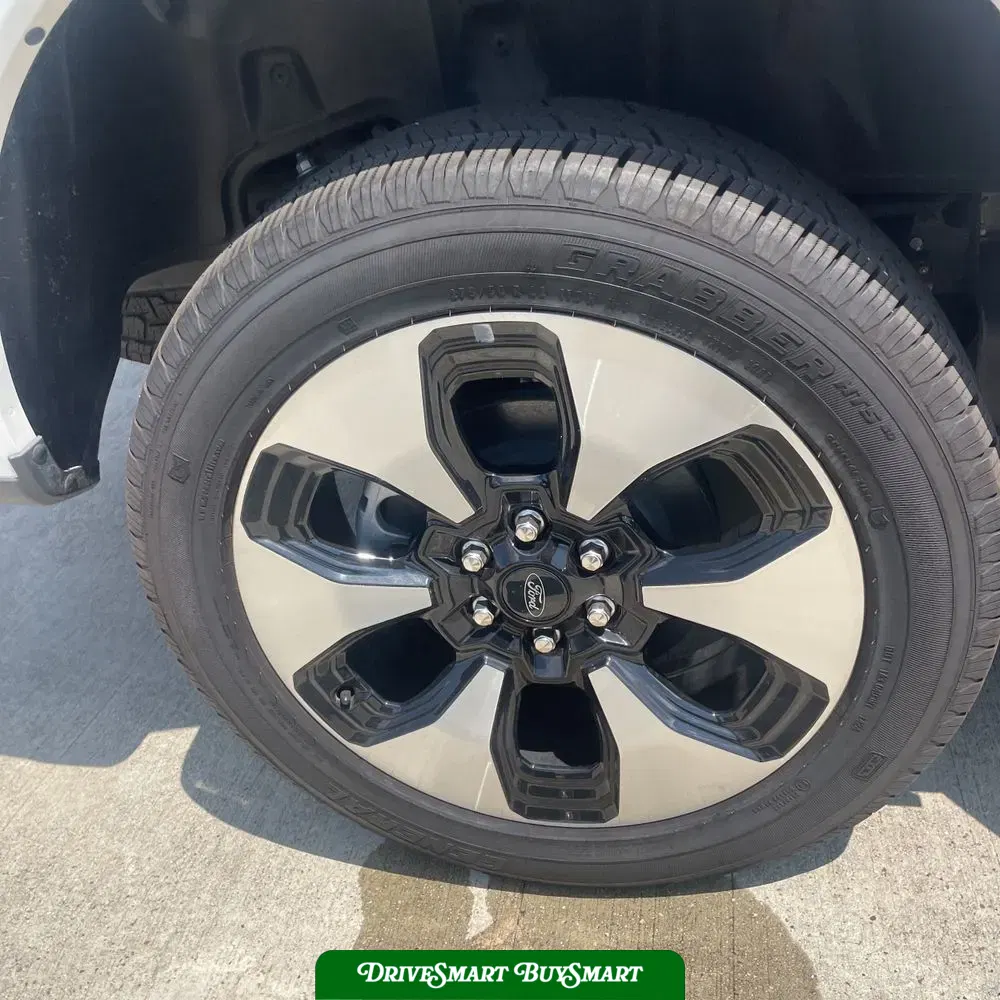 2024 Ford F-150 Lightning Platinum