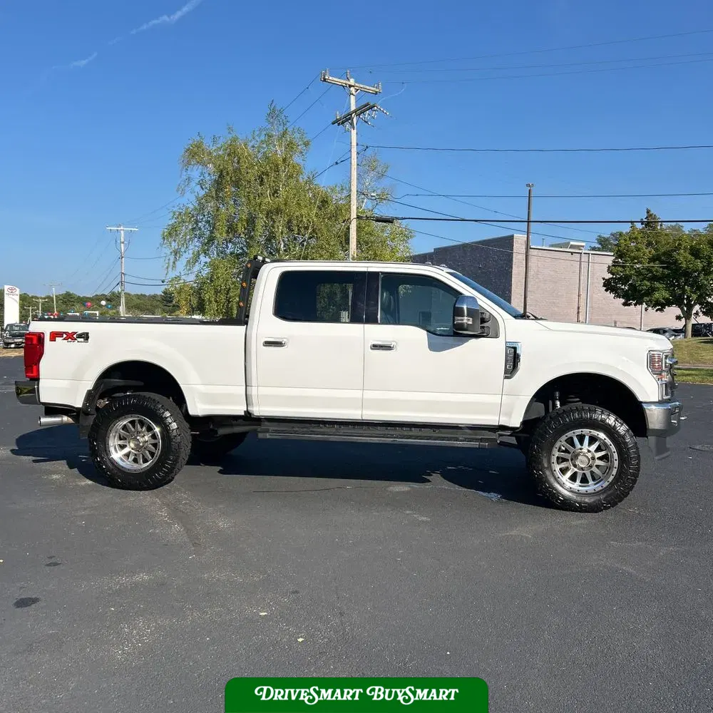 2022 Ford F-350 Super Duty Lariat