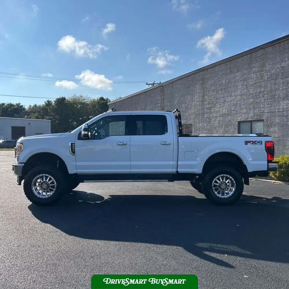 2022 Ford F-350 Super Duty Lariat