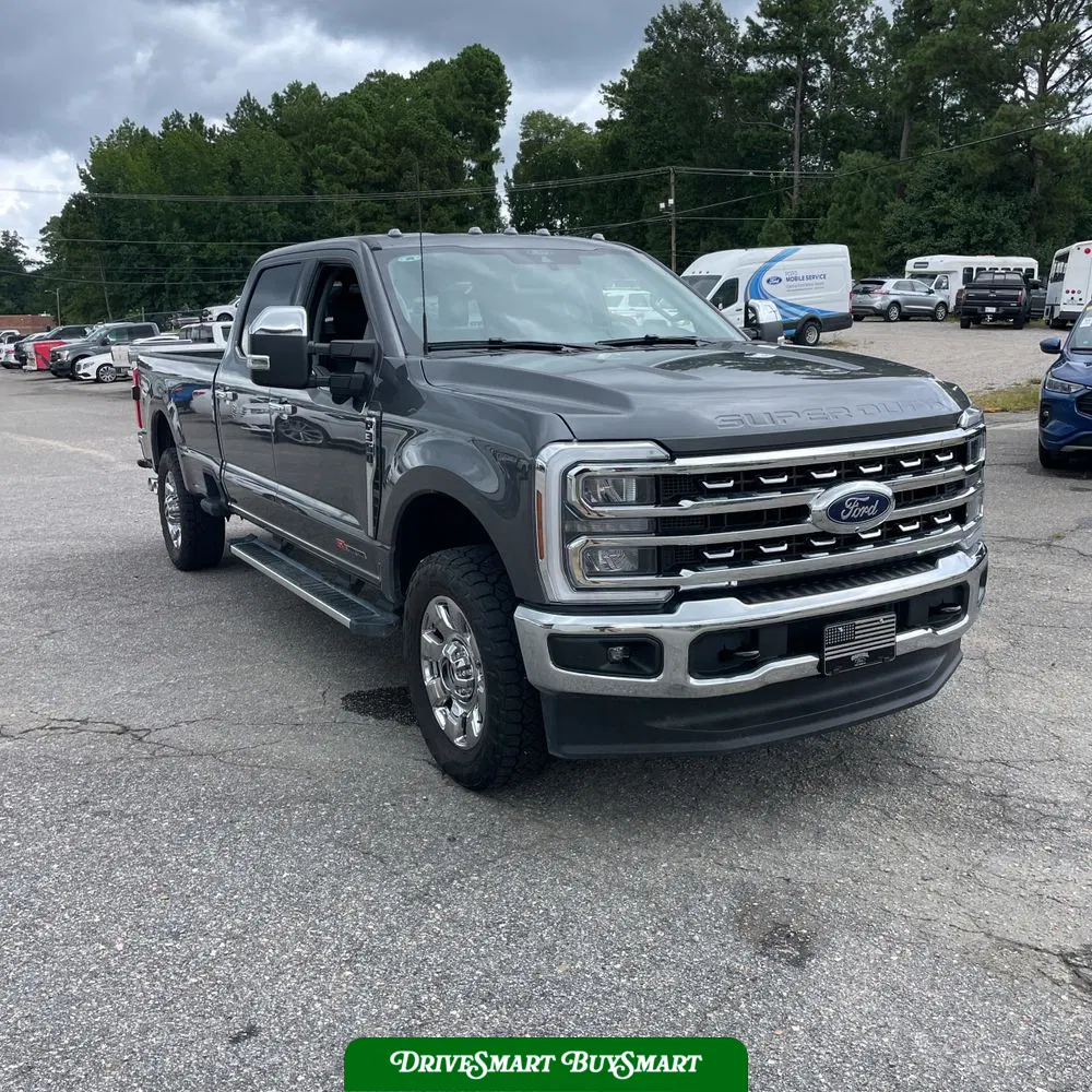 2025 Ford F-350 Super Duty Lariat