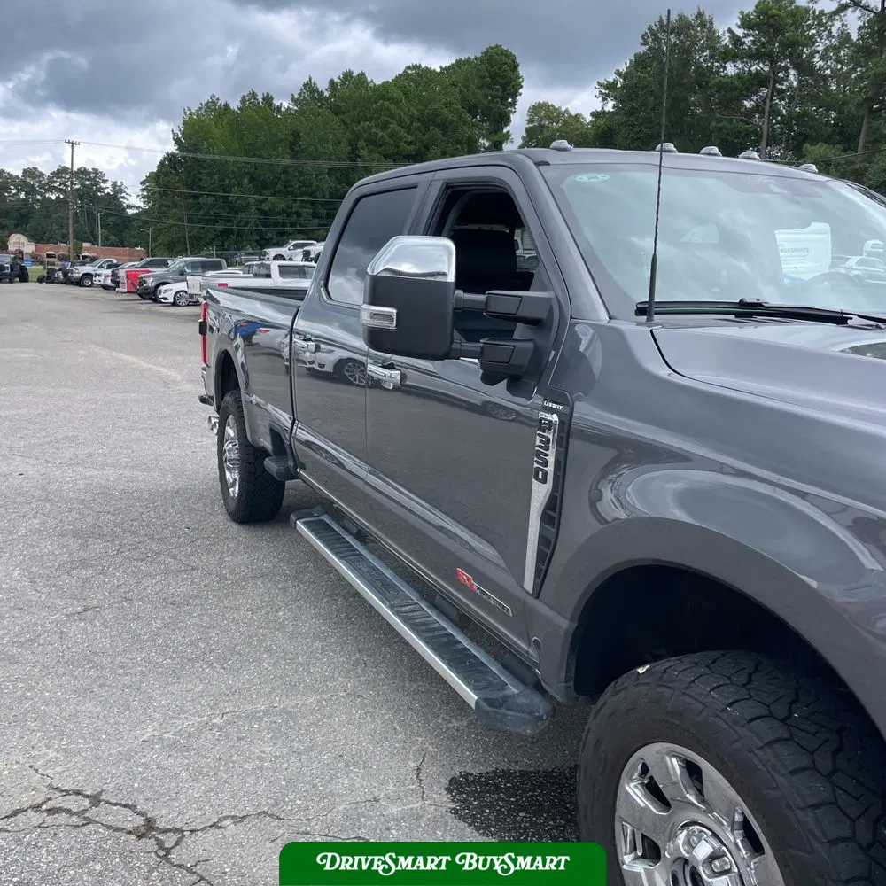 2025 Ford F-350 Super Duty Lariat