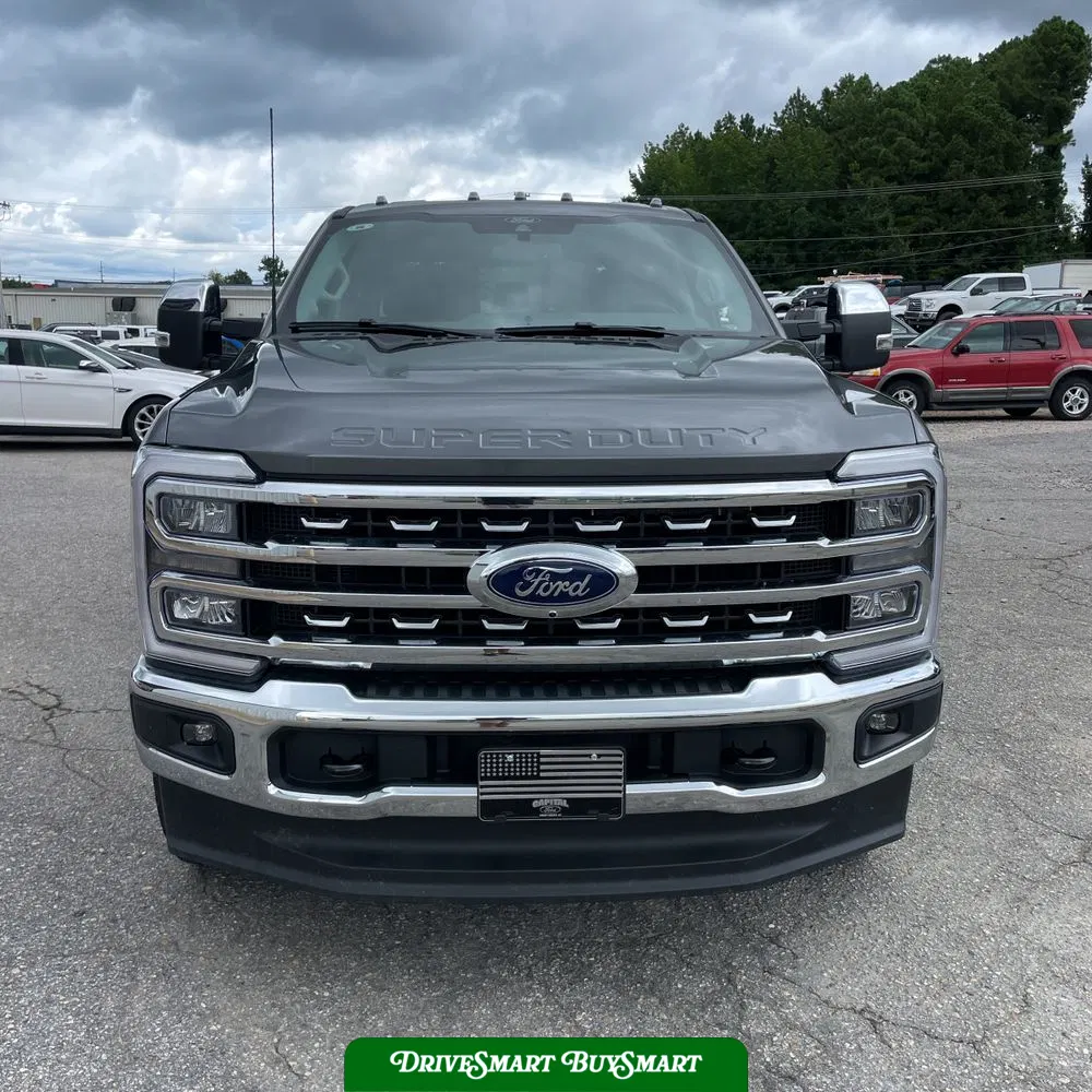 2025 Ford F-350 Super Duty Lariat