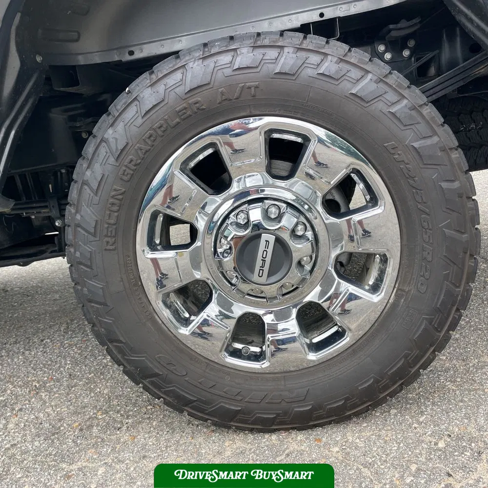 2025 Ford F-350 Super Duty Lariat