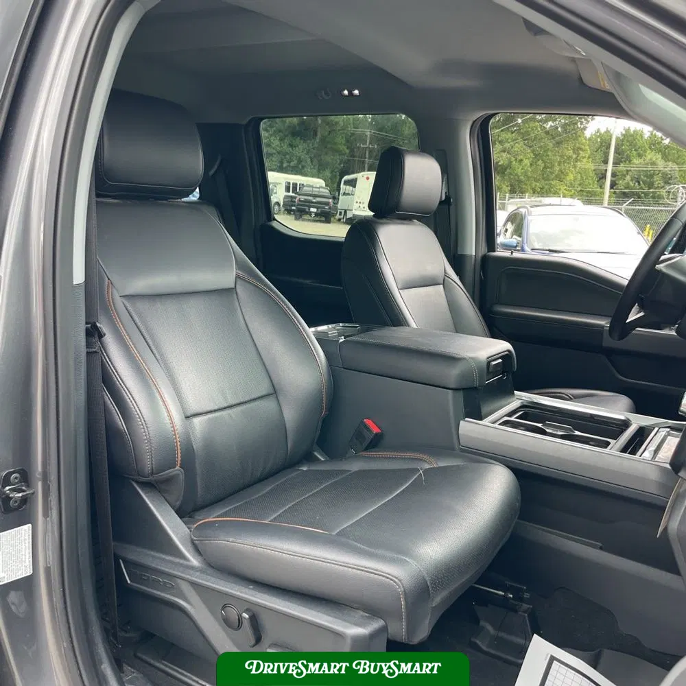2025 Ford F-350 Super Duty Lariat