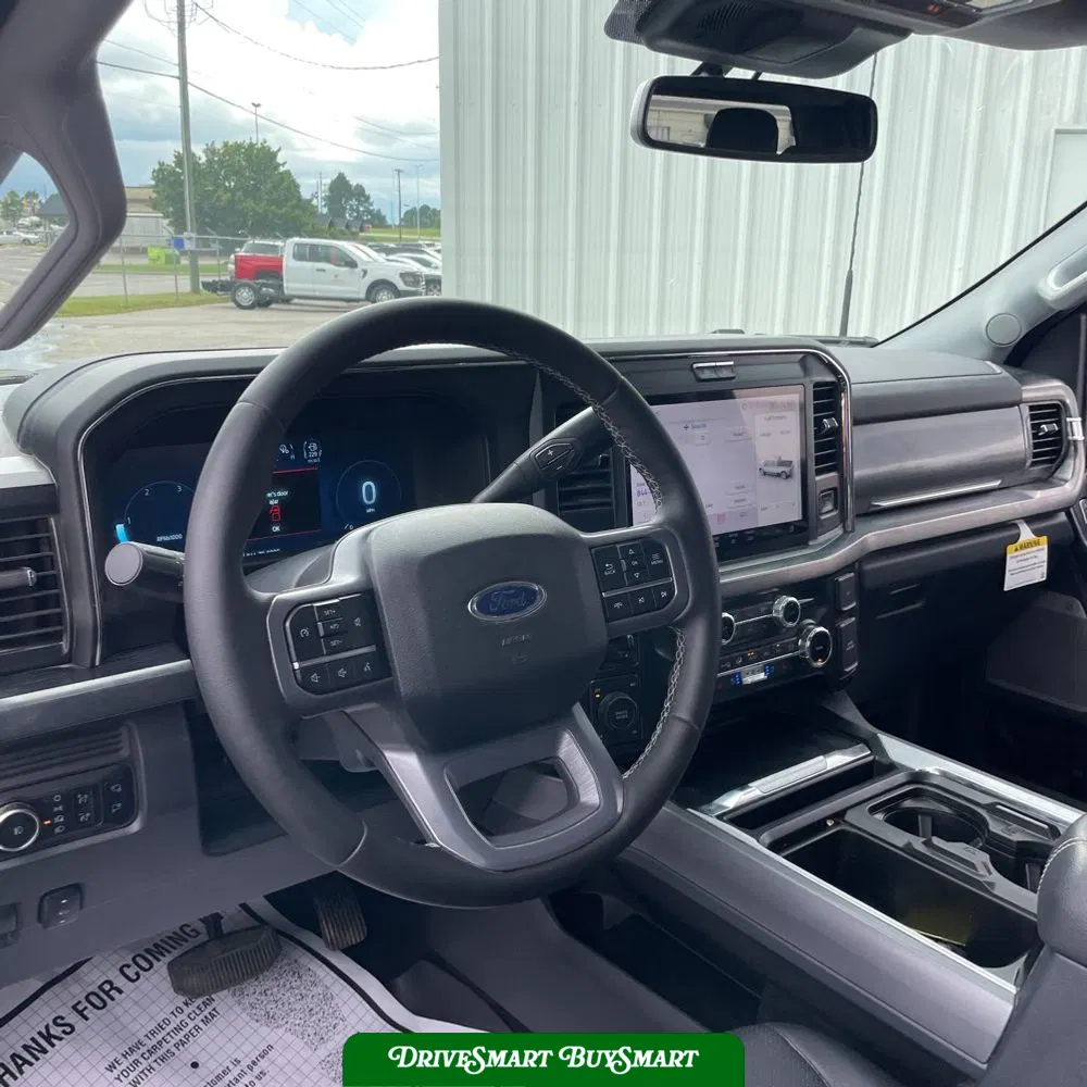 2025 Ford F-350 Super Duty Lariat