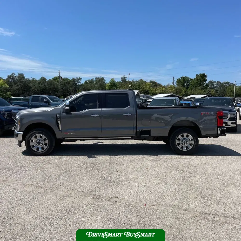 2024 Ford F-350 Super Duty Lariat