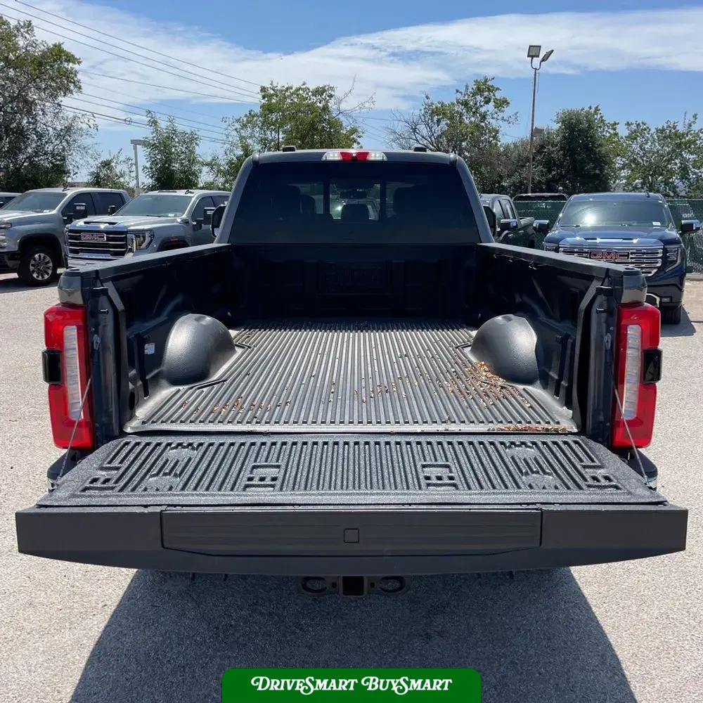 2024 Ford F-350 Super Duty Lariat