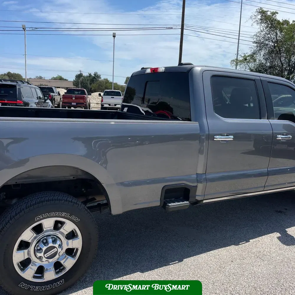 2024 Ford F-350 Super Duty Lariat