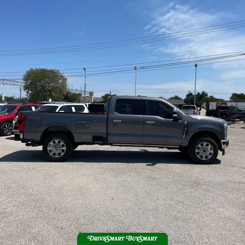 2024 Ford F-350 Super Duty Lariat