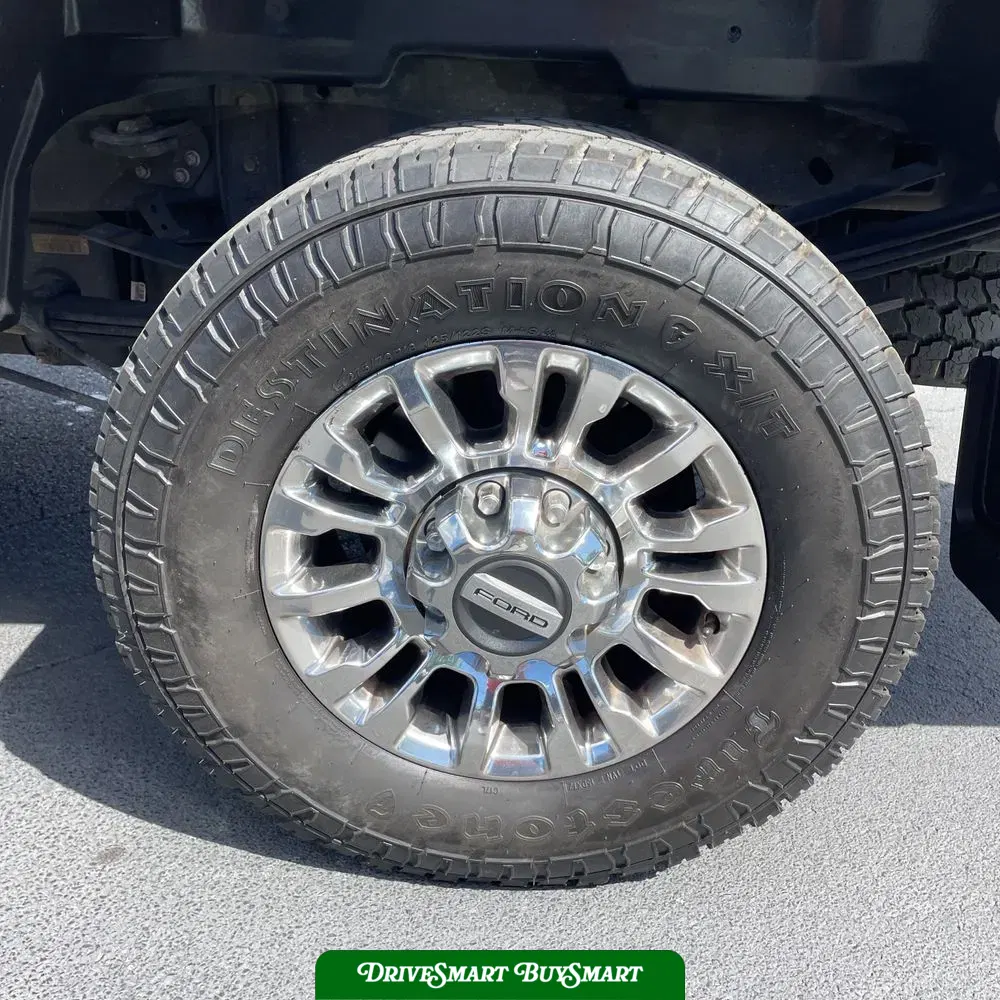 2022 Ford F-350 Super Duty Lariat