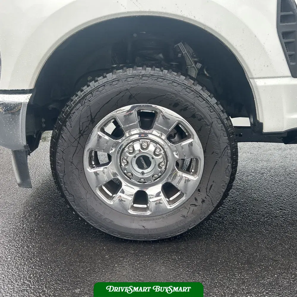 2025 Ford F-350 Super Duty Lariat