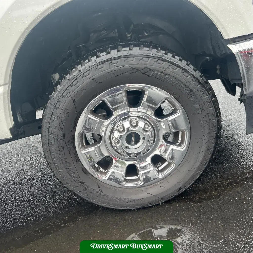 2025 Ford F-350 Super Duty Lariat