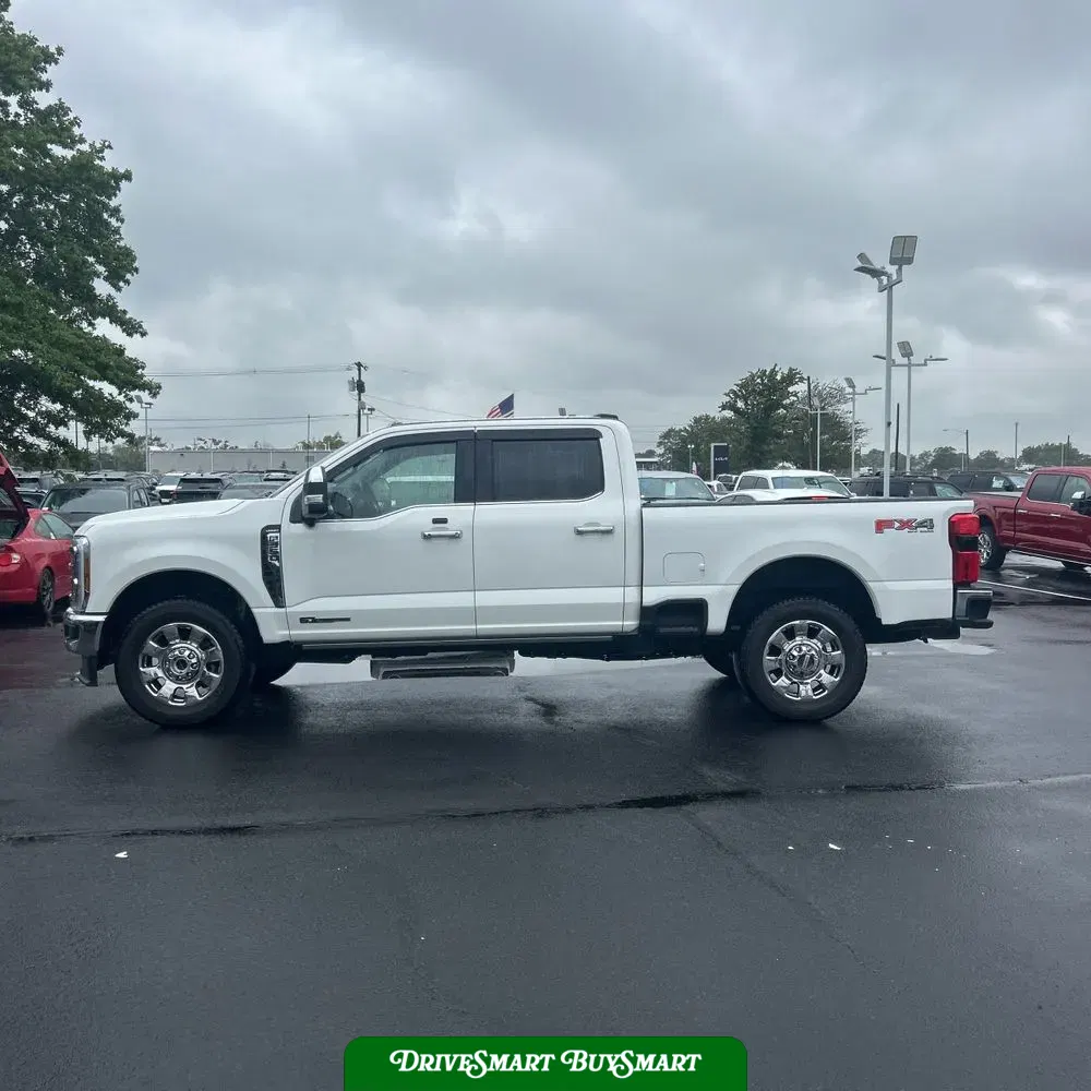 2025 Ford F-350 Super Duty Lariat