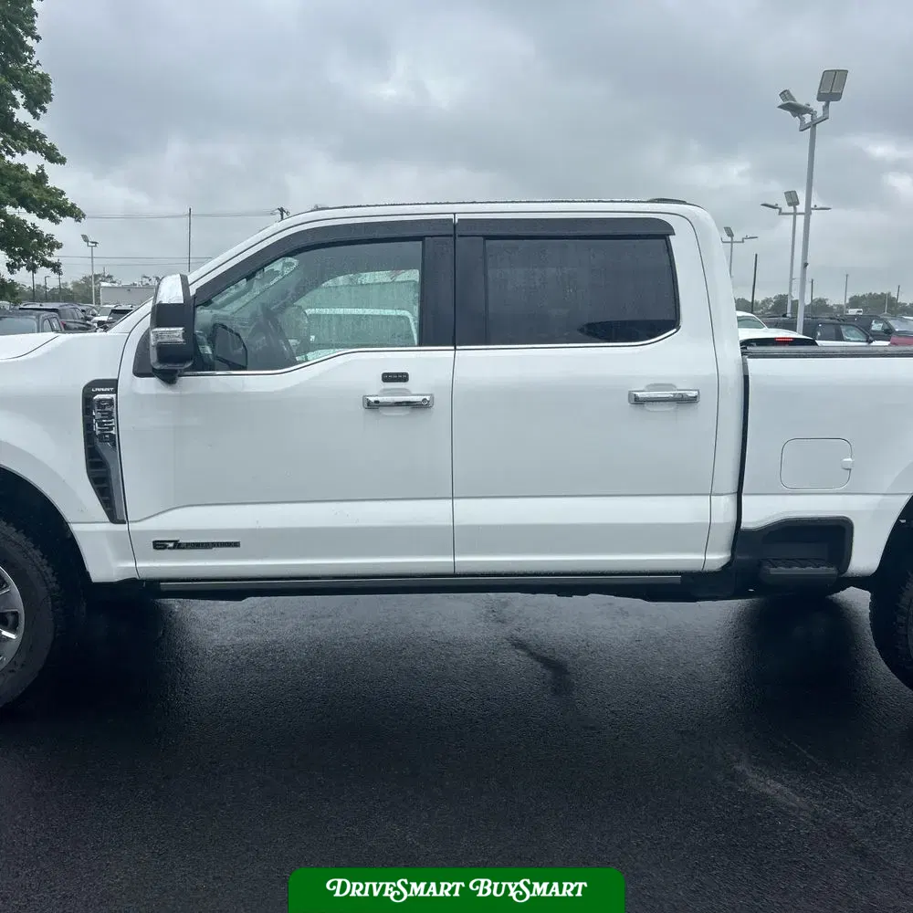 2025 Ford F-350 Super Duty Lariat