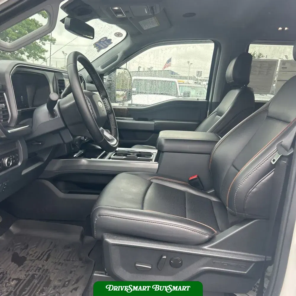 2025 Ford F-350 Super Duty Lariat