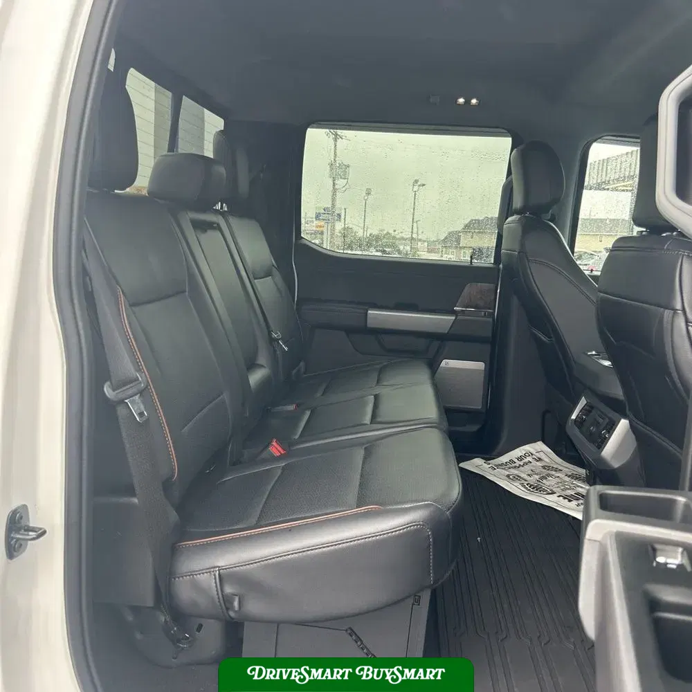 2025 Ford F-350 Super Duty Lariat