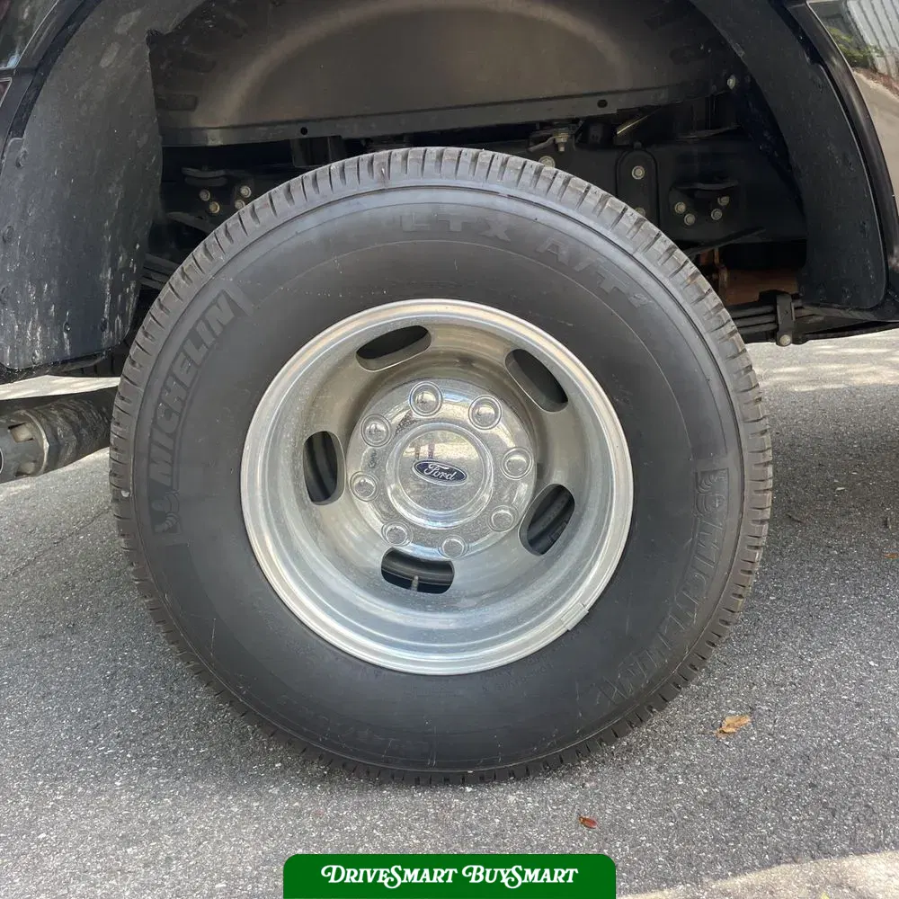 2023 Ford F-350 Super Duty Platinum