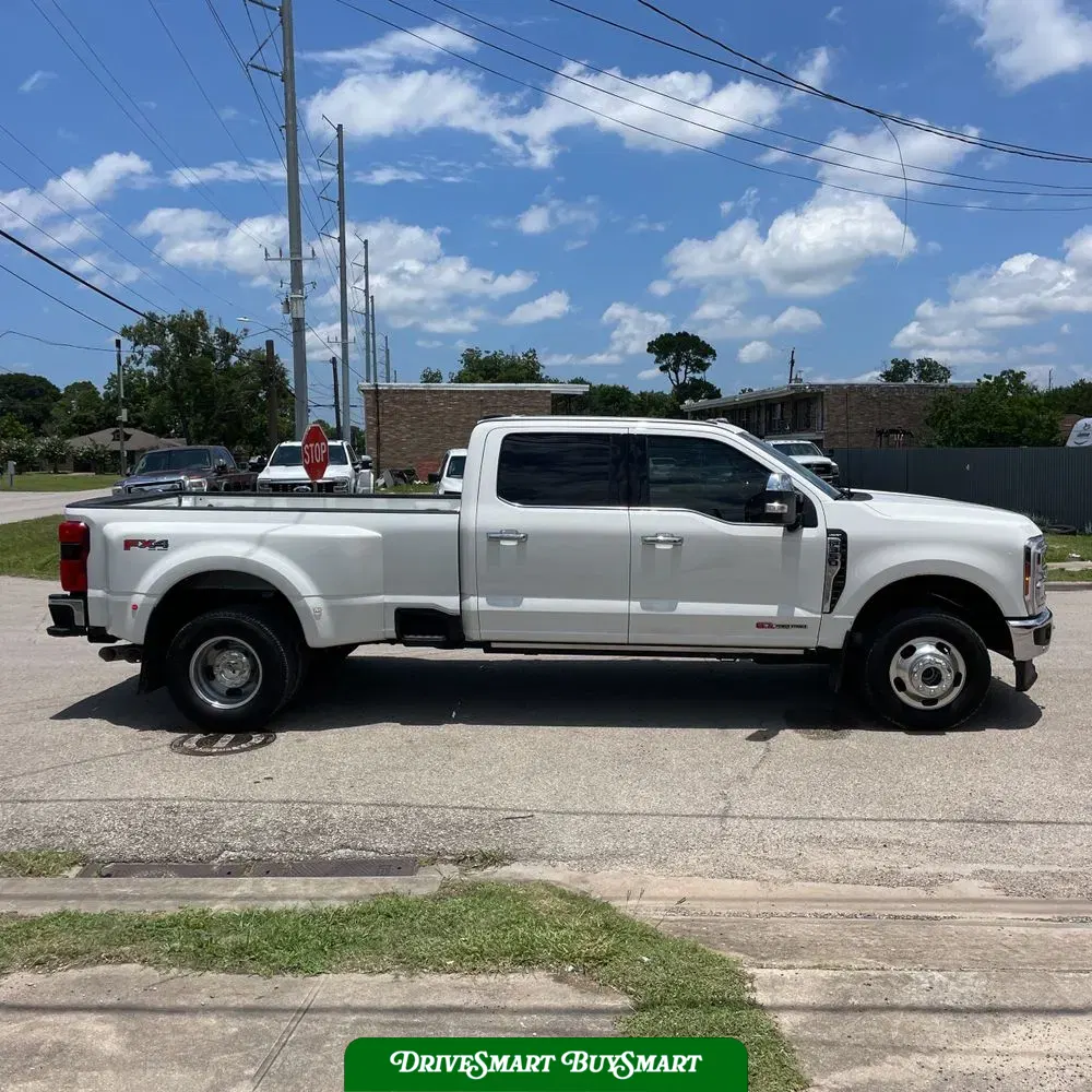 2024 Ford F-350 Super Duty Lariat