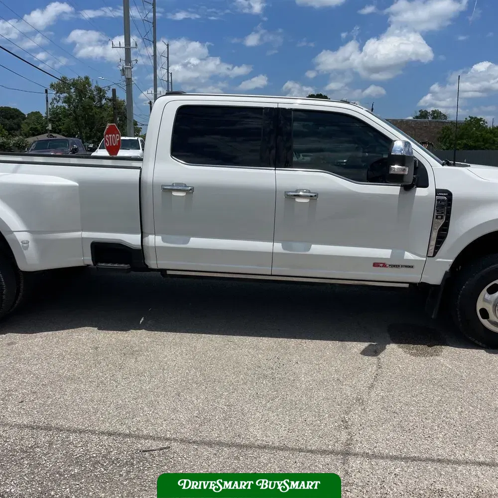 2024 Ford F-350 Super Duty Lariat
