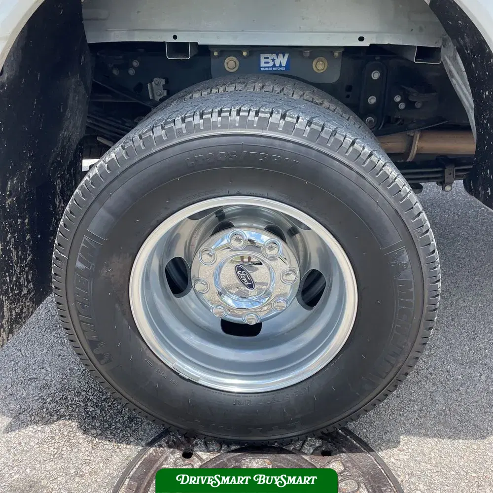 2024 Ford F-350 Super Duty Lariat