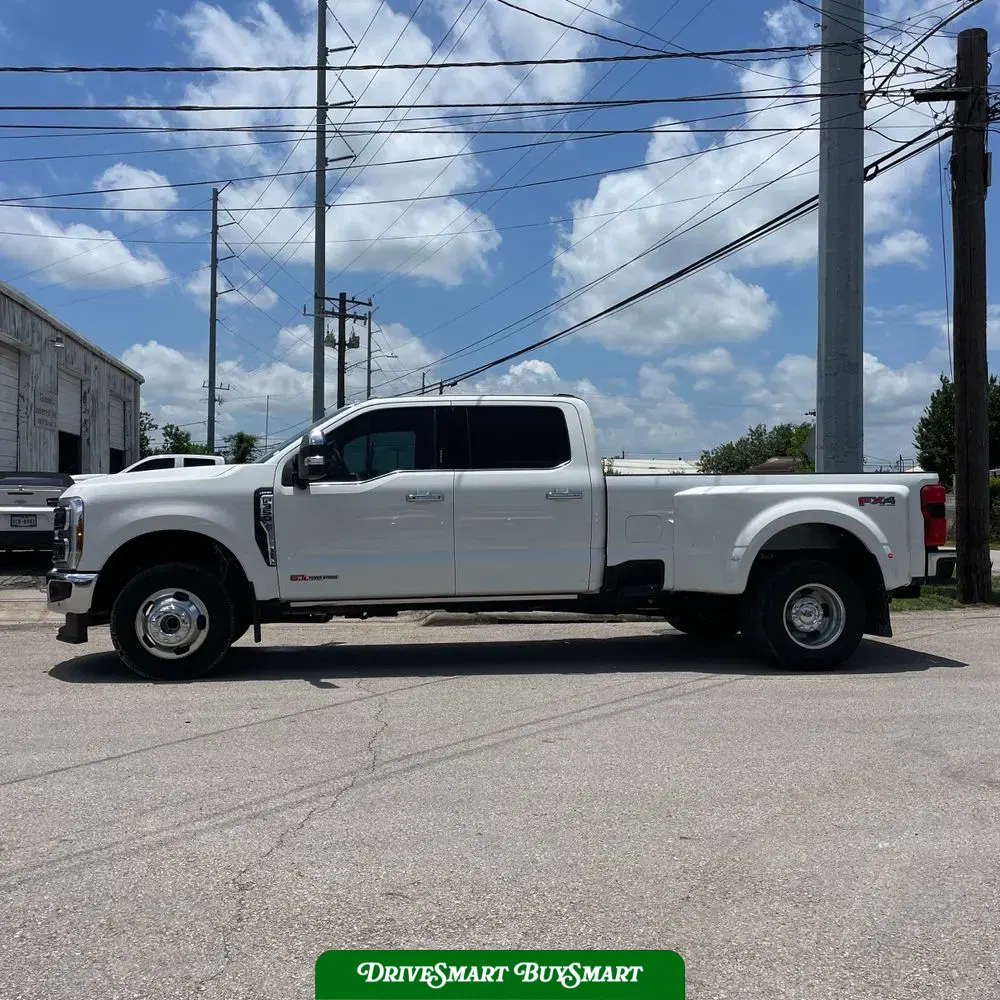 2024 Ford F-350 Super Duty Lariat