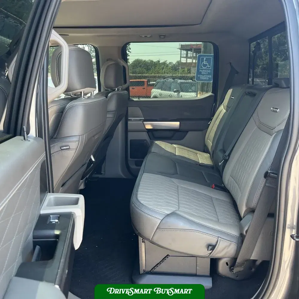 2025 Ford F-350 Super Duty Platinum