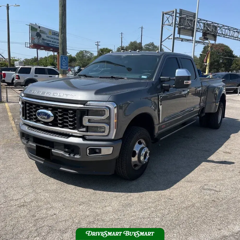 2025 Ford F-350 Super Duty Platinum