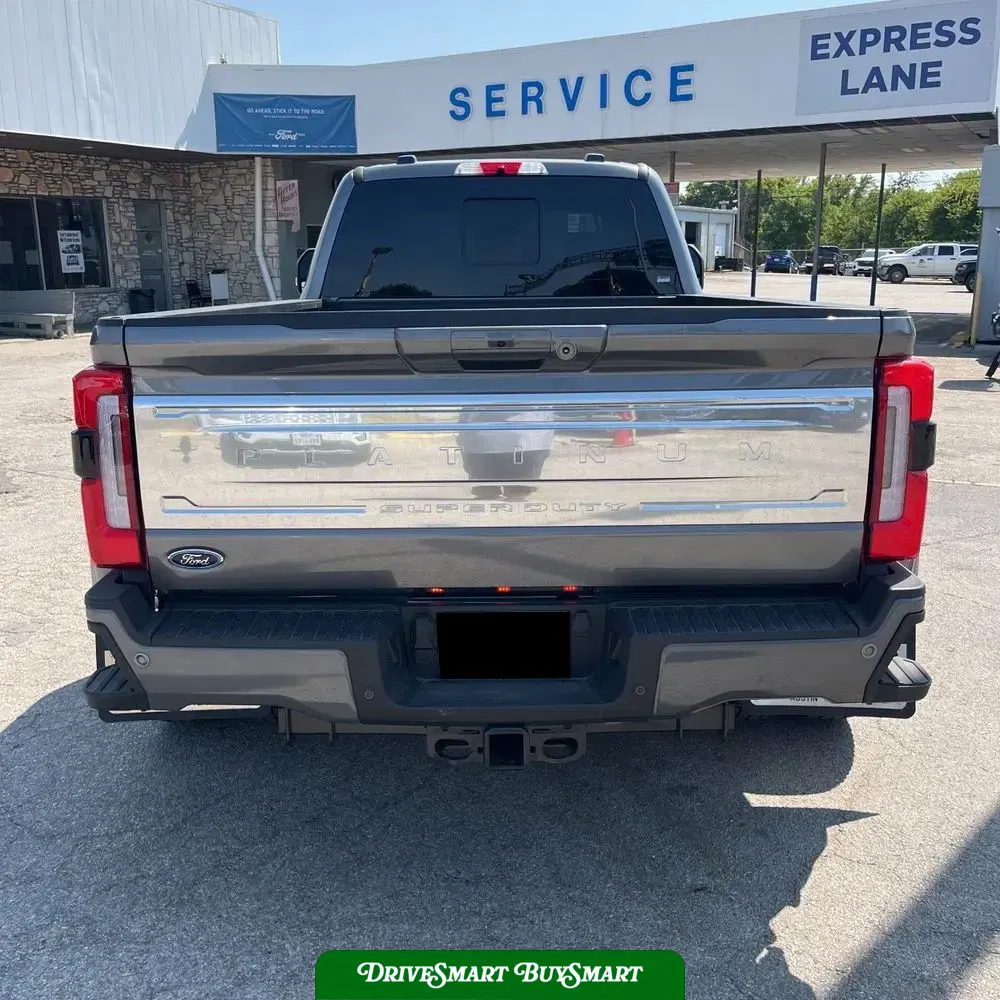 2025 Ford F-350 Super Duty Platinum
