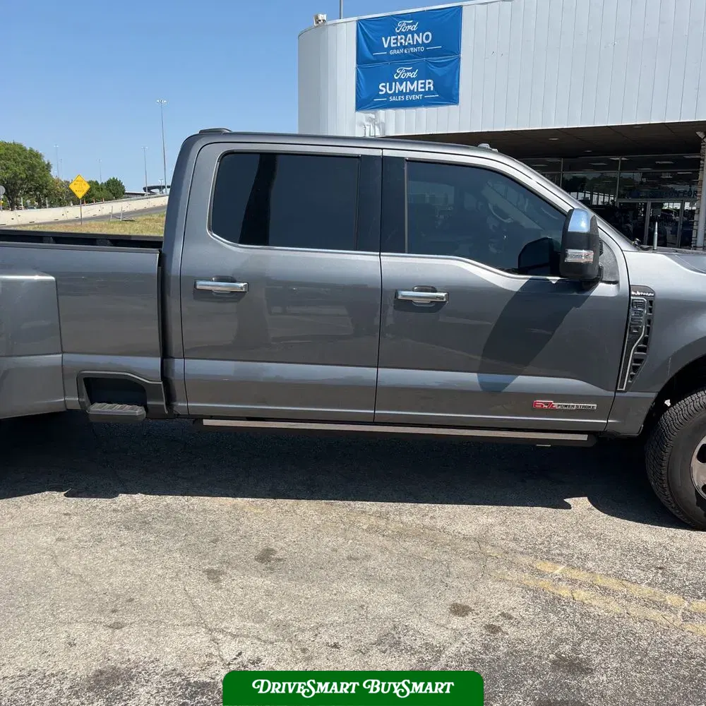 2025 Ford F-350 Super Duty Platinum