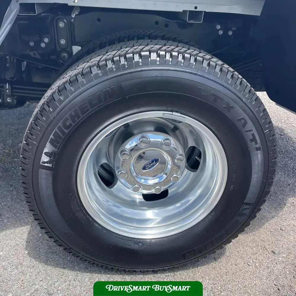 2024 Ford F-350 Super Duty Platinum