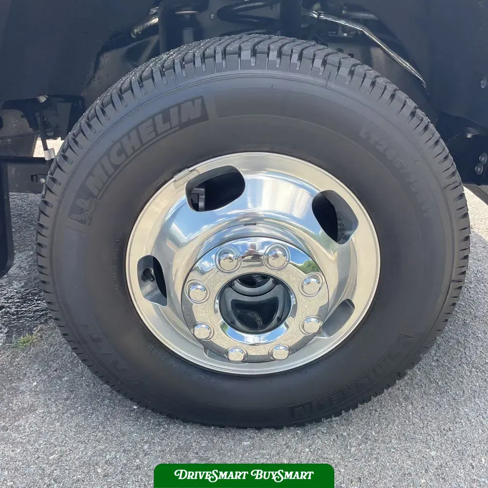 2024 Ford F-350 Super Duty Platinum