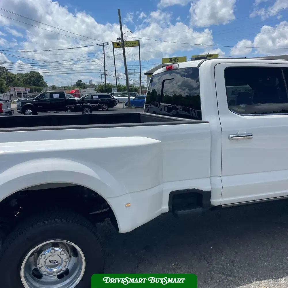 2024 Ford F-350 Super Duty Platinum