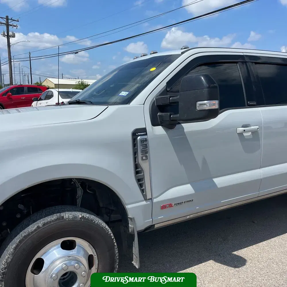 2025 Ford F-350 Super Duty Lariat