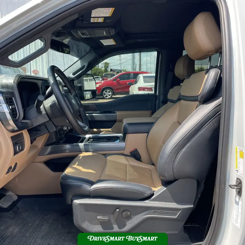 2025 Ford F-350 Super Duty Lariat