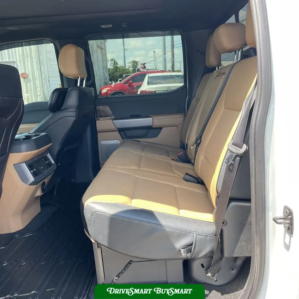 2025 Ford F-350 Super Duty Lariat