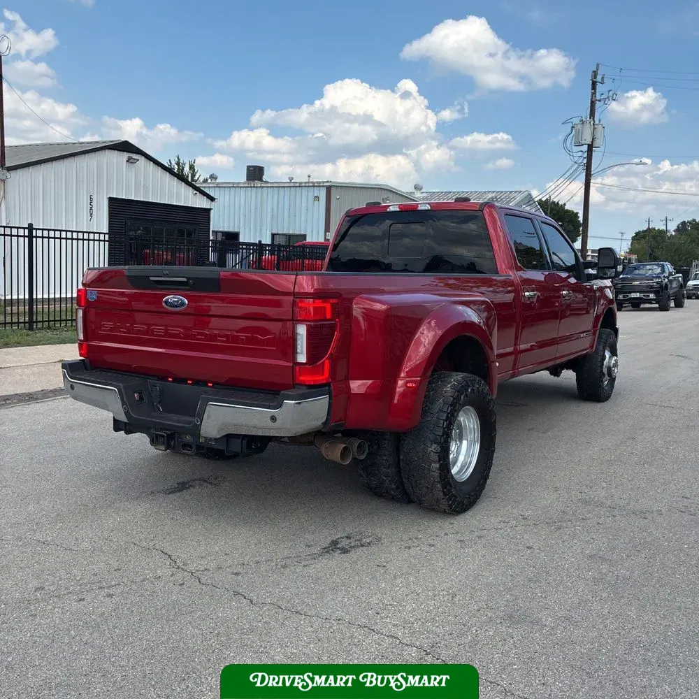 2022 Ford F-350 Super Duty Lariat
