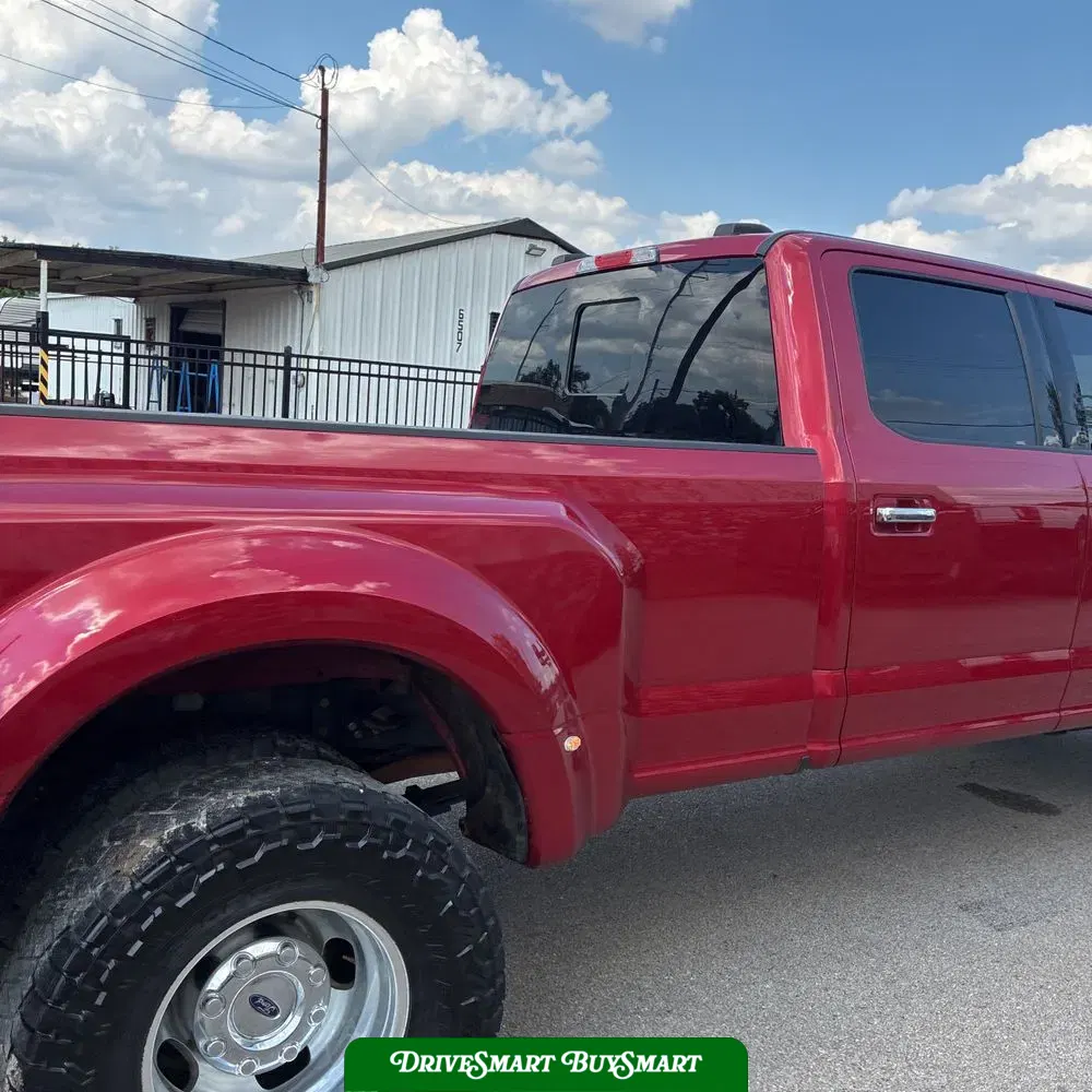 2022 Ford F-350 Super Duty Lariat