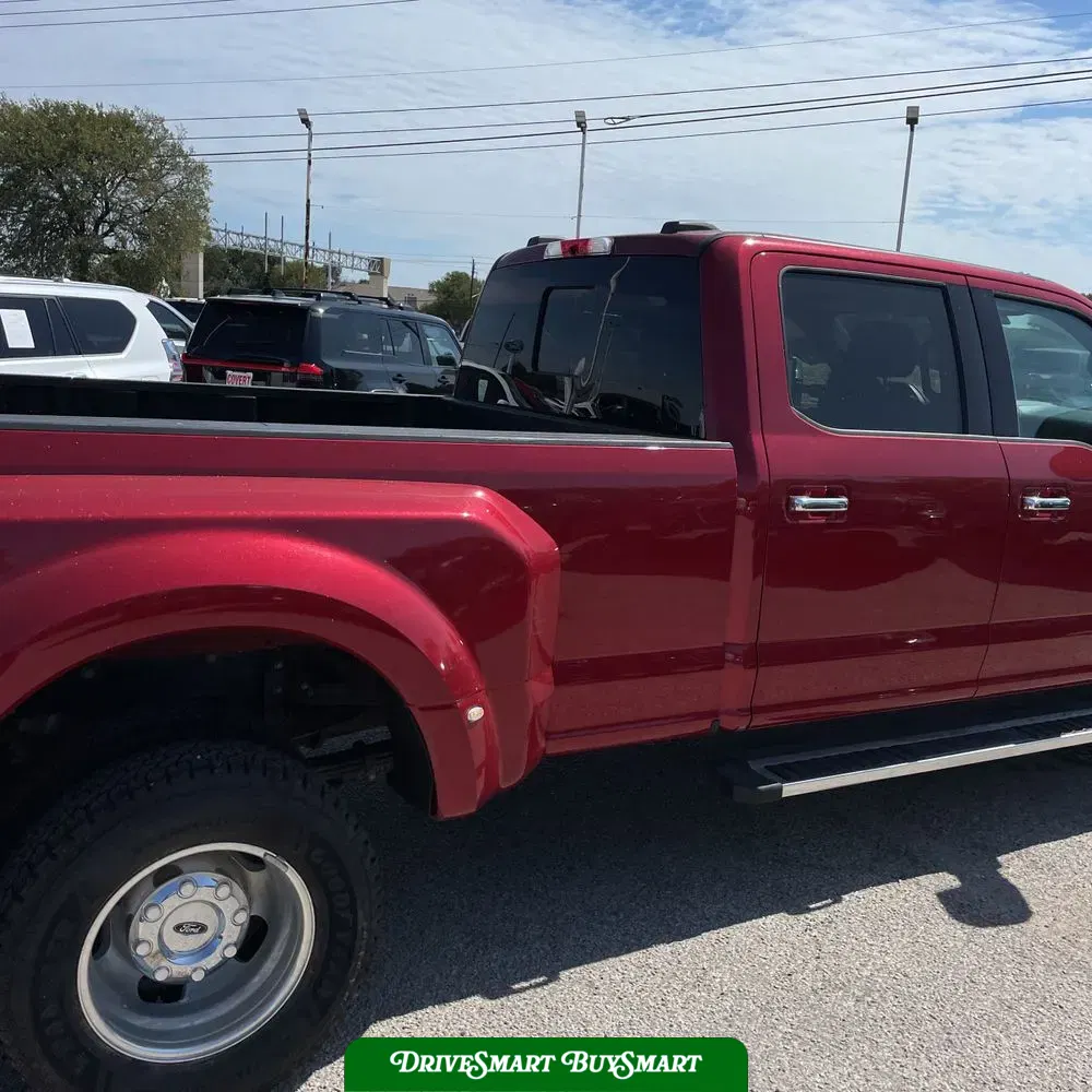 2022 Ford F-350 Super Duty Lariat