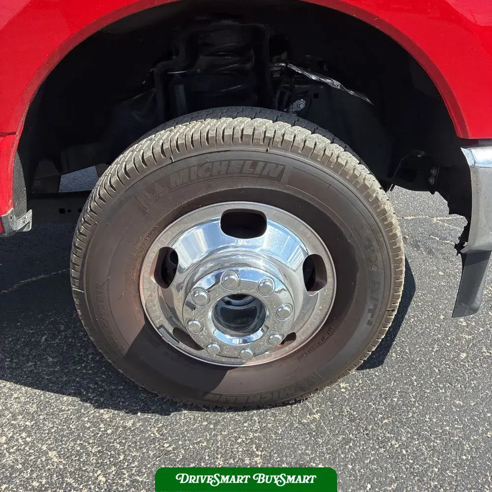 2025 Ford F-350 Super Duty Lariat