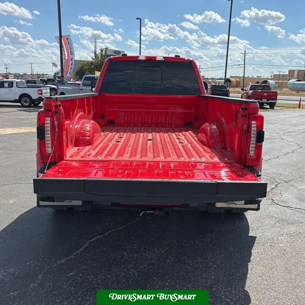2025 Ford F-350 Super Duty Lariat