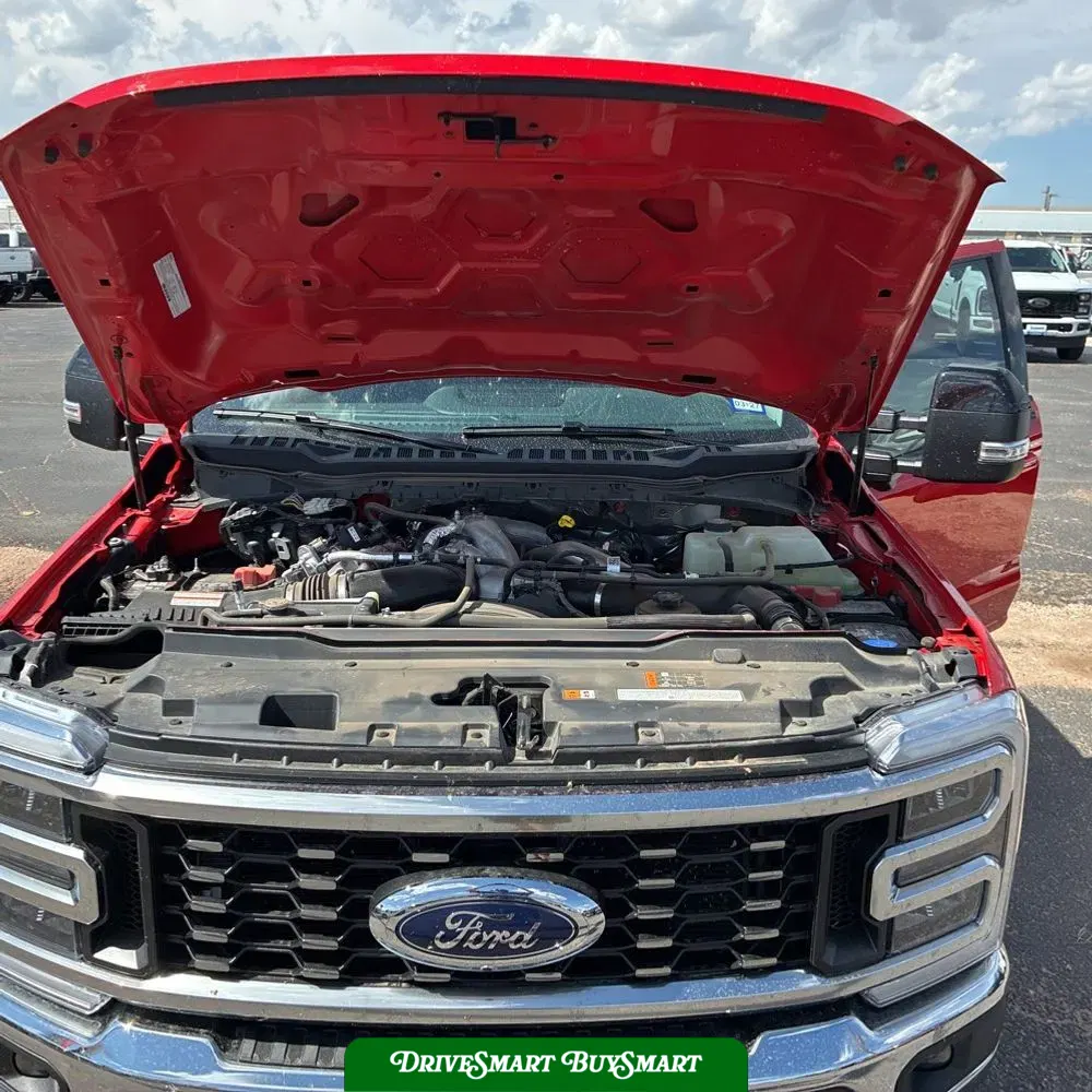 2025 Ford F-350 Super Duty Lariat